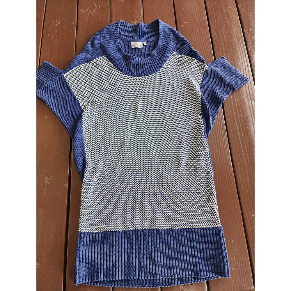 WESC‎ Navy Blue & White Knit Short Sleeve Dress. Size M